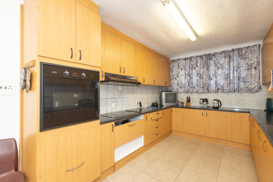 4 Bedroom Property for Sale in Ravensmead Western Cape